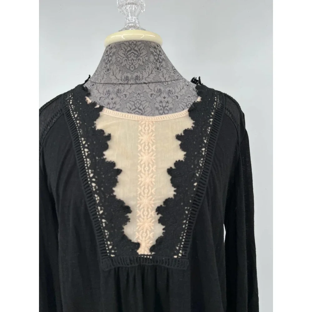 Anthropologie Meadow Rue Nimah Darcy black lace blouse top shirt sz M